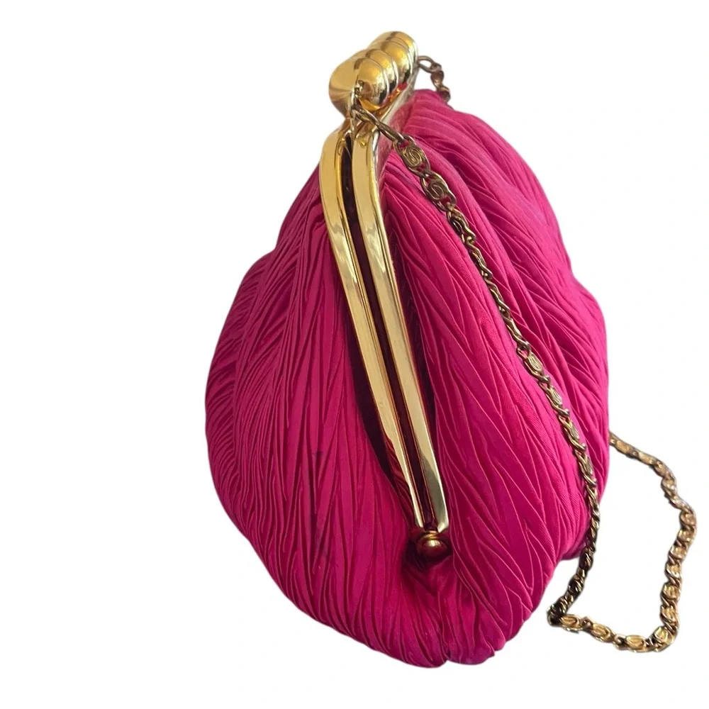 CARLA MARCHI | Pink Vintage Pleated Clutch / Evening Bag w Kisslock & Chain - Picture 4 of 13